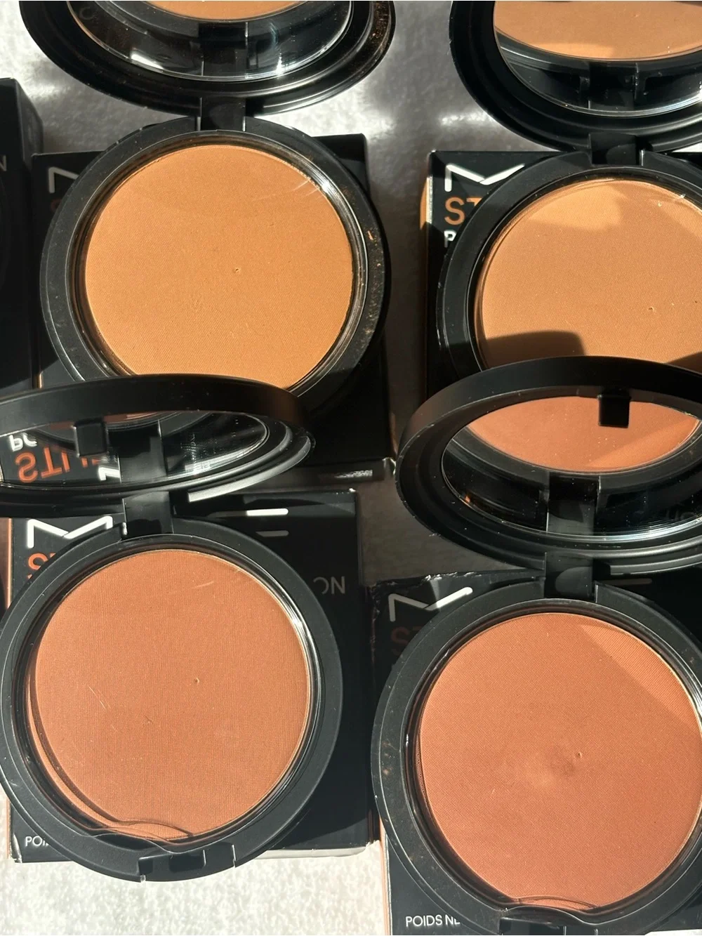 Mac Pressed Powder Bronzer & Contour Palette - Cream to Deep Brown Shades